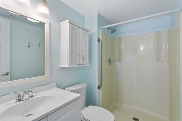 6479 Chasewood Drive B, Jupiter, FL 33458