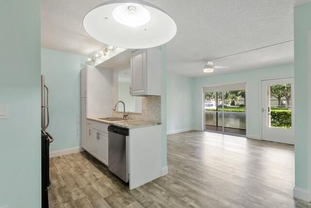 6479 Chasewood Drive B, Jupiter, FL 33458