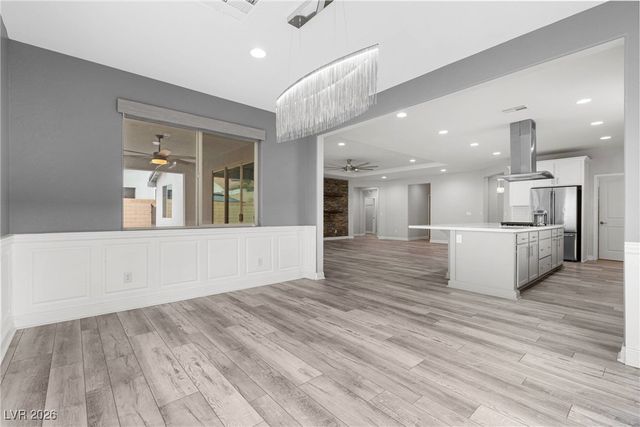 5927 Villa Loma Street, Las Vegas, NV 89148