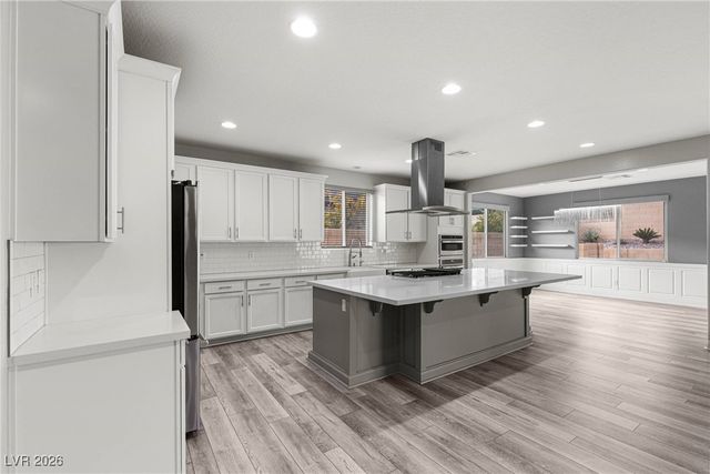 5927 Villa Loma Street, Las Vegas, NV 89148