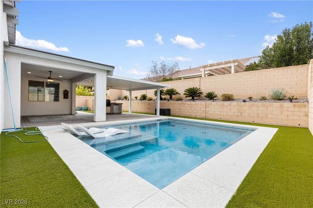 5927 Villa Loma Street, Las Vegas, NV 89148