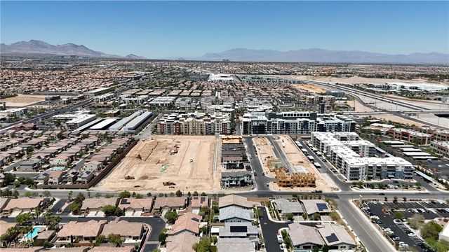 5927 Villa Loma Street, Las Vegas, NV 89148