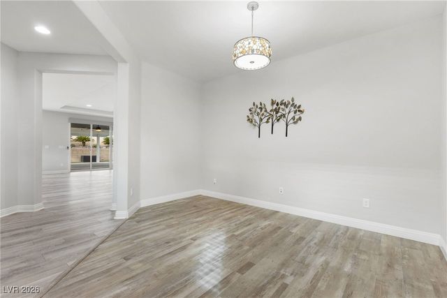 5927 Villa Loma Street, Las Vegas, NV 89148