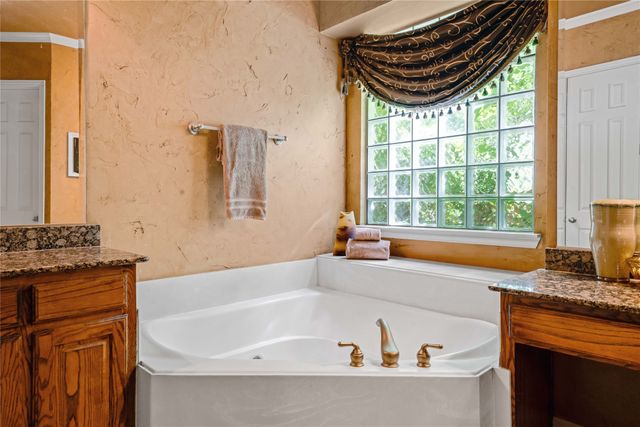 5804 Sterling Drive, Colleyville, TX 76034