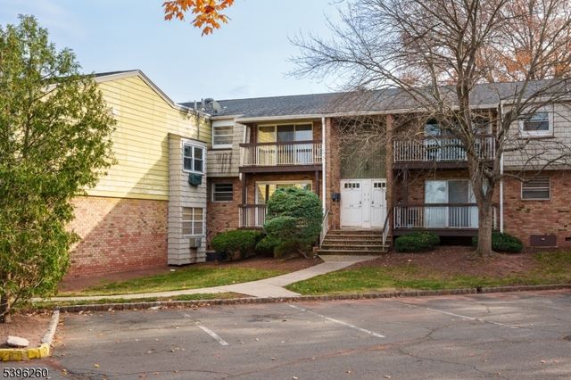 28 Deanna Dr 53, Hillsborough Twp., NJ 08844