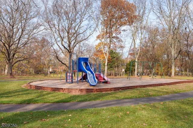 28 Deanna Dr 53, Hillsborough Twp., NJ 08844