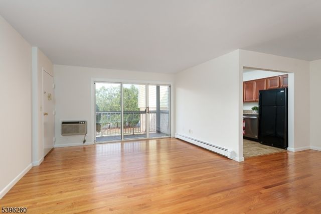 28 Deanna Dr 53, Hillsborough Twp., NJ 08844