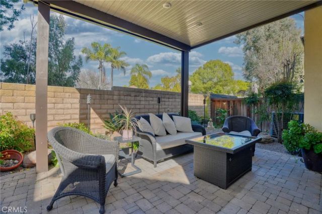 26671 Country Creek Lane, Calabasas, CA 91302