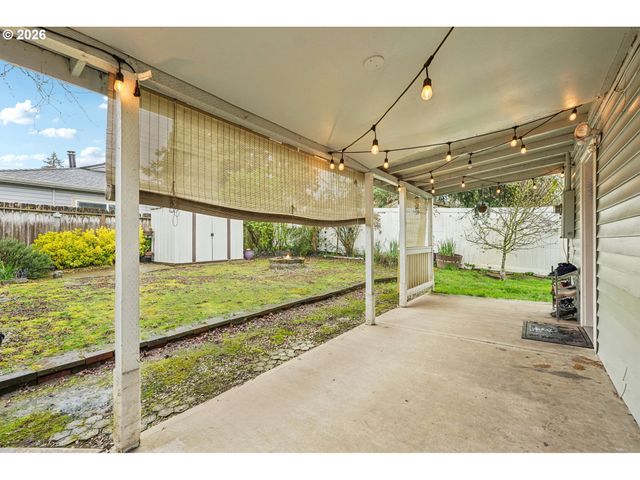 12905 Sw WALKER Rd, Beaverton, OR 97005