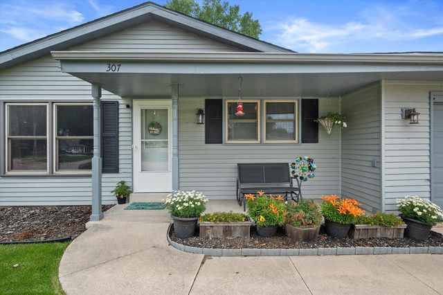 307 N 7th STREET, Waterford, WI 53185