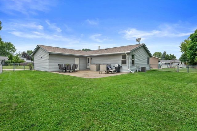 307 N 7th STREET, Waterford, WI 53185