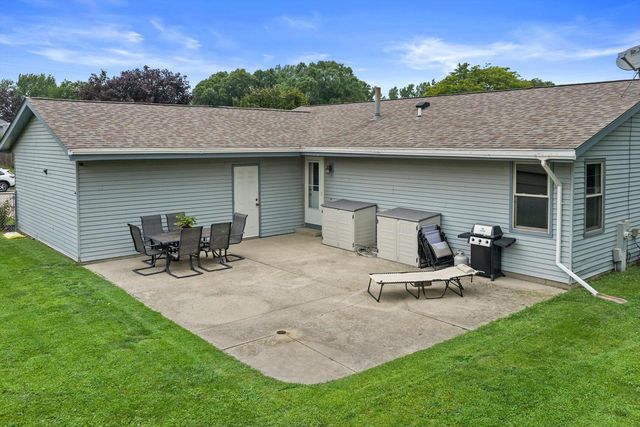 307 N 7th STREET, Waterford, WI 53185