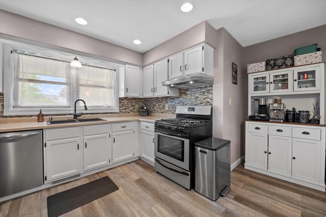 307 N 7th STREET, Waterford, WI 53185