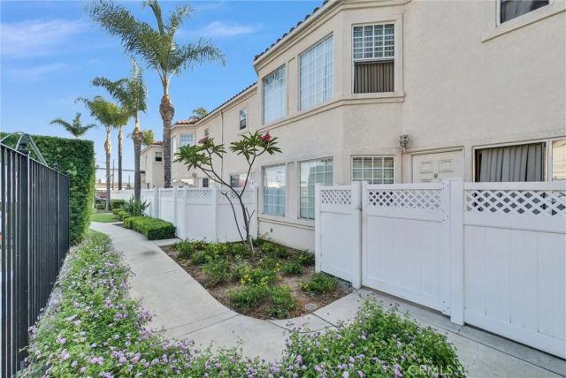 19555 E Cypress Street P, Covina, CA 91724
