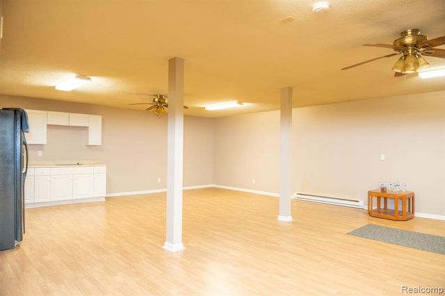 9887 W Higgins Lake Drive, Roscommon, MI 48653