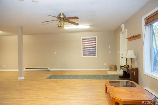 9887 W Higgins Lake Drive, Roscommon, MI 48653