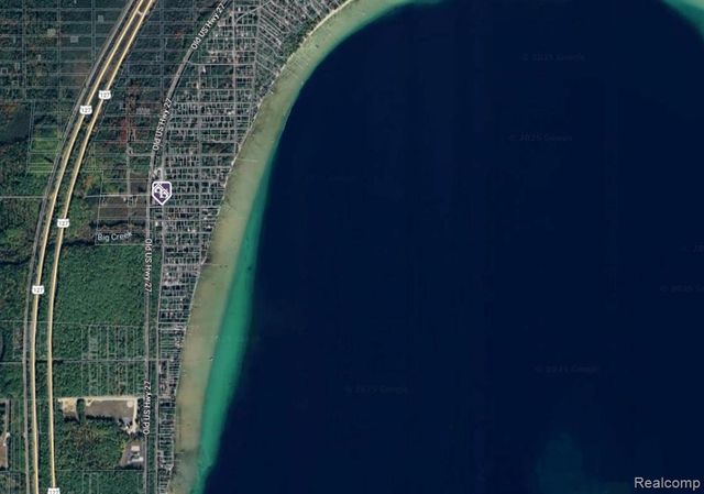 9887 W Higgins Lake Drive, Roscommon, MI 48653