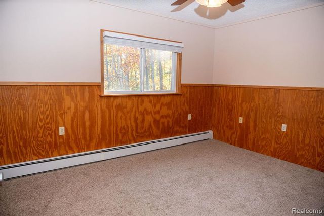 9887 W Higgins Lake Drive, Roscommon, MI 48653