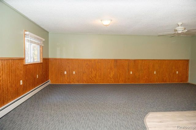 9887 W Higgins Lake Drive, Roscommon, MI 48653