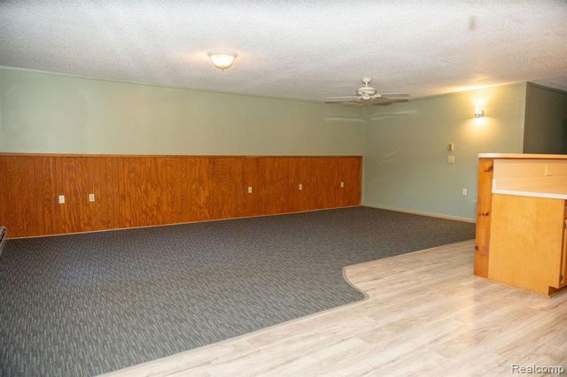 9887 W Higgins Lake Drive, Roscommon, MI 48653