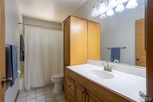 1132 Vicksburg Drive, Festus, MO 63028