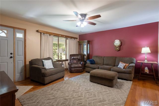 1132 Vicksburg Drive, Festus, MO 63028
