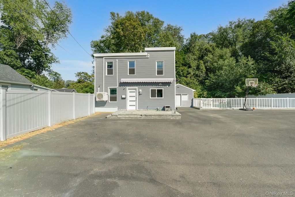 334 Robinson Avenue, Newburgh, NY 12550