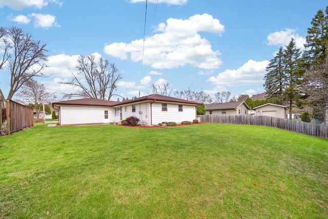 2749 N 31st PLACE, Sheboygan, WI 53083