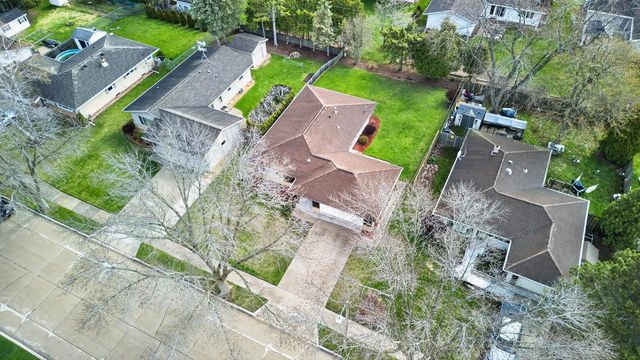 2749 N 31st PLACE, Sheboygan, WI 53083