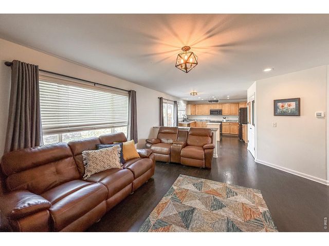 1233 Button Rock Dr, Longmont, CO 80504