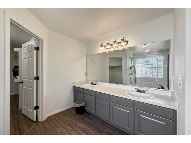 1233 Button Rock Dr, Longmont, CO 80504