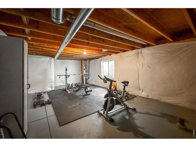 1233 Button Rock Dr, Longmont, CO 80504