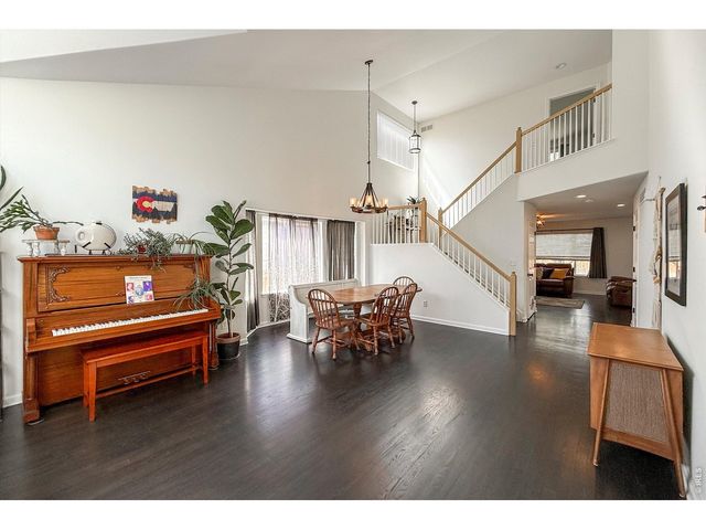 1233 Button Rock Dr, Longmont, CO 80504