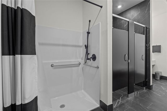 3329 MP Parkway 305, Bentonville, AR 72712