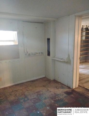 8201 Browne Street, Omaha, NE 68134