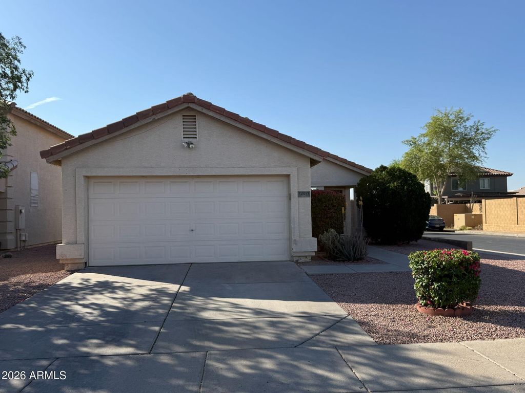 12071 W DAHLIA Drive, El Mirage, AZ 85335