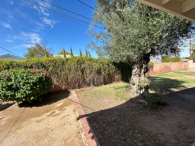 3122 E MONTECITO Avenue, Phoenix, AZ 85016