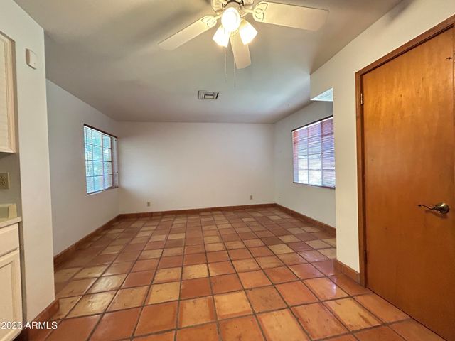 3122 E MONTECITO Avenue, Phoenix, AZ 85016