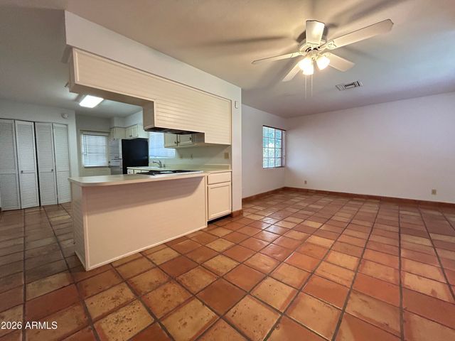 3122 E MONTECITO Avenue, Phoenix, AZ 85016