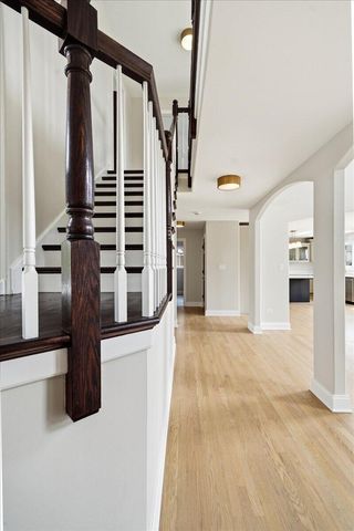 10407 Golden Arch Avenue, St. John, IN 46373