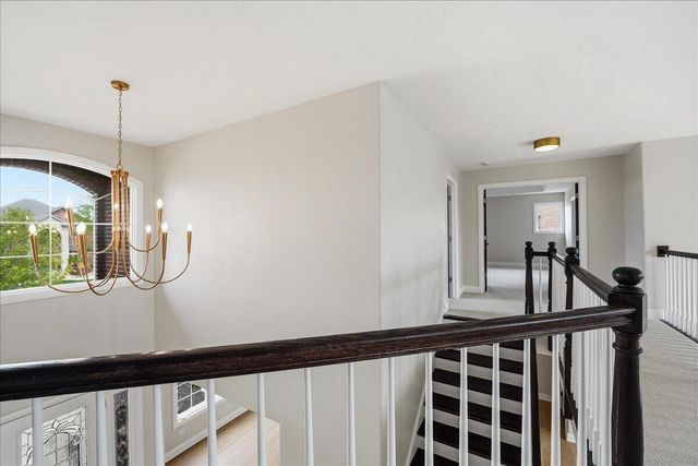 10407 Golden Arch Avenue, St. John, IN 46373