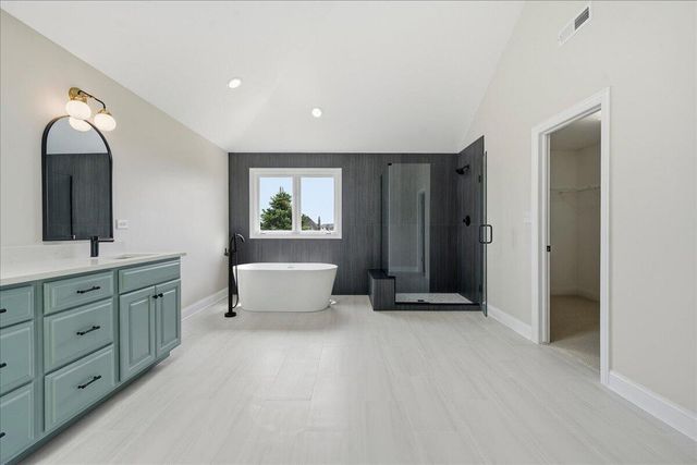 10407 Golden Arch Avenue, St. John, IN 46373