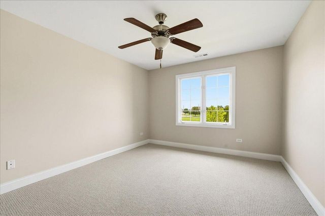 10407 Golden Arch Avenue, St. John, IN 46373