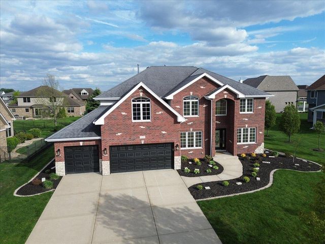 10407 Golden Arch Avenue, St. John, IN 46373