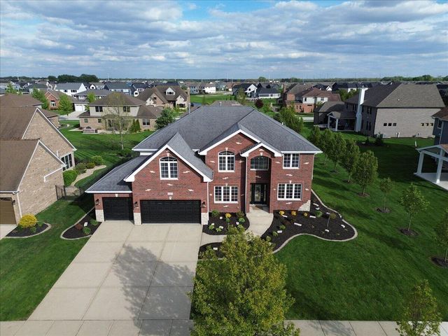 10407 Golden Arch Avenue, St. John, IN 46373