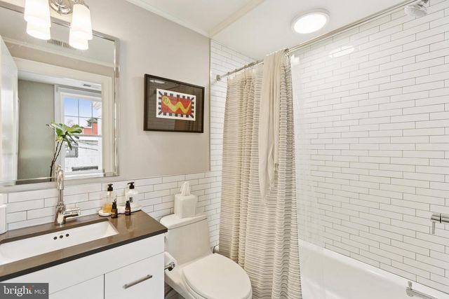 1724 34TH ST NW, Washington, DC 20007