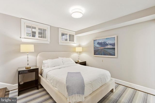 1724 34TH ST NW, Washington, DC 20007