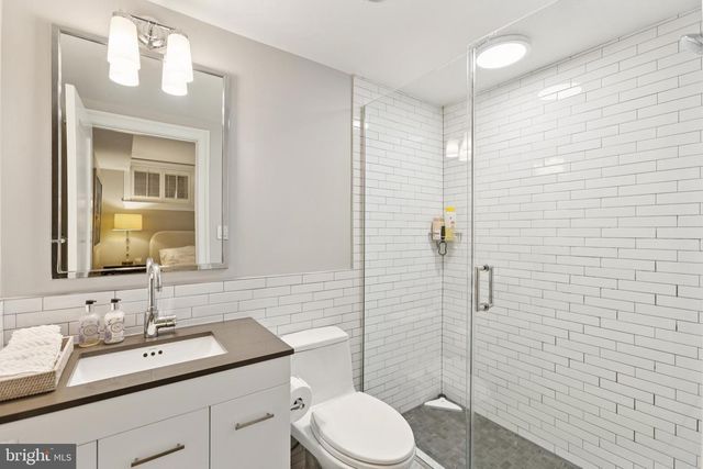 1724 34TH ST NW, Washington, DC 20007