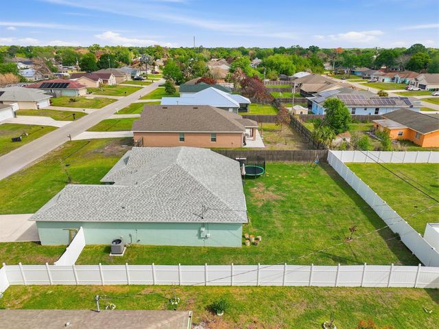 1967 SW Beard Street, Port St. Lucie, FL 34953