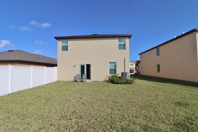 721 Worlington Lane, Fort Pierce, FL 34947